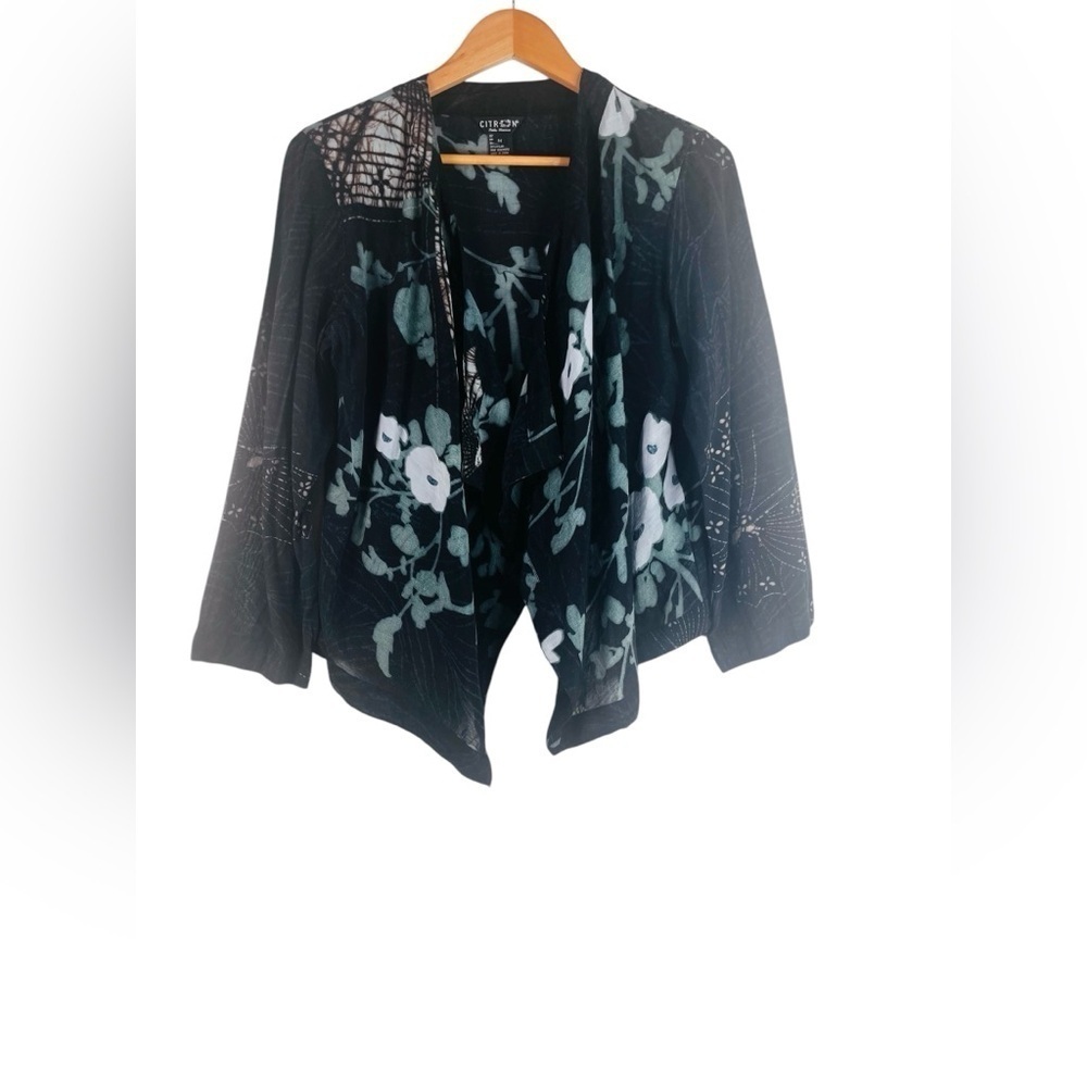 Citron Santa Monica Rayon Blend Open Front Floral Cardigan Size Medium